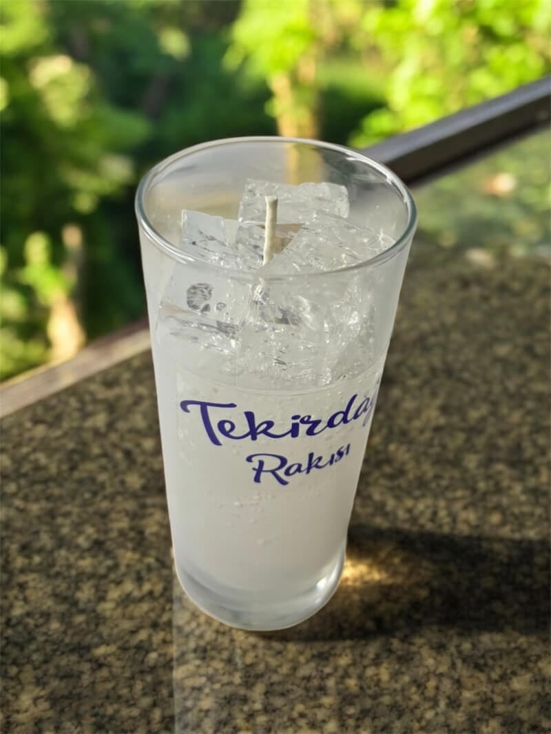 Anason Kokulu Tekirdağ Rakı Soya Mum