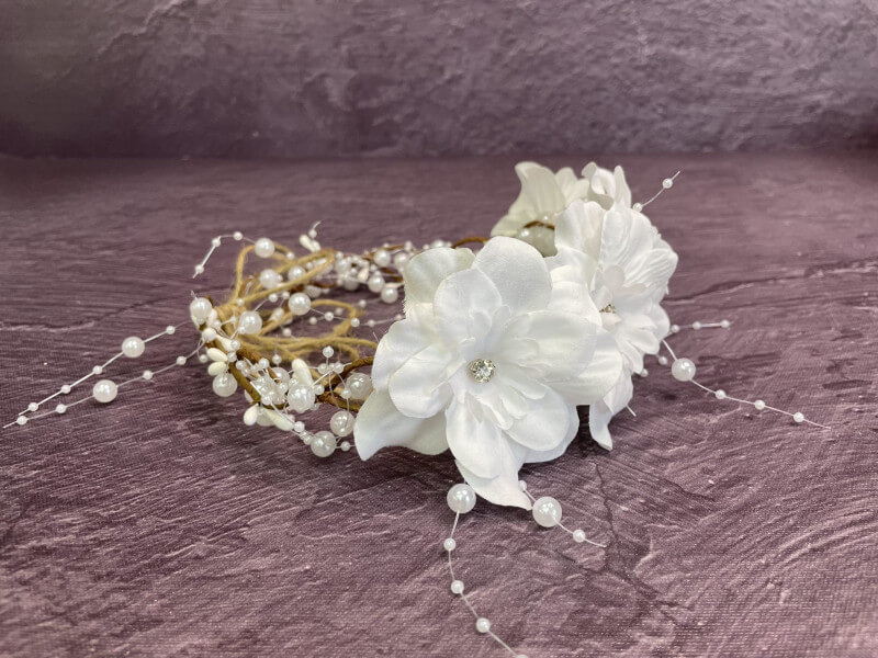 Beyaz Şebboy Tamtur Taç