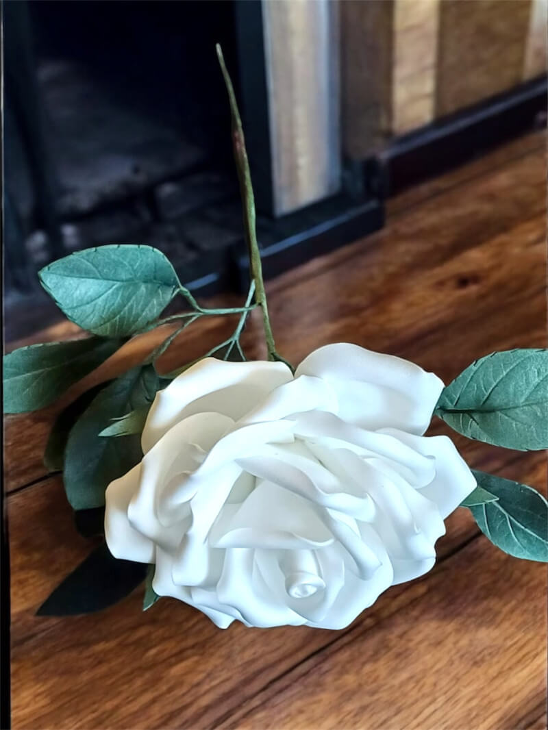 Dekoratif Eva Büyük Boy Beyaz Gül