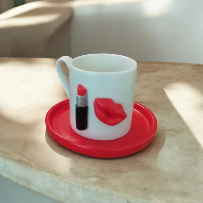 Kırmızı Kalp Mum ve Rujlu Fincan Set