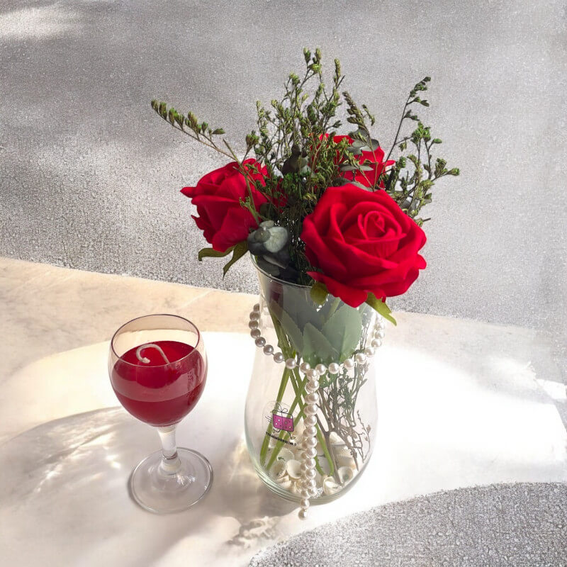 Cam Vazoda 3 Kırmızı Solmayan Gül 