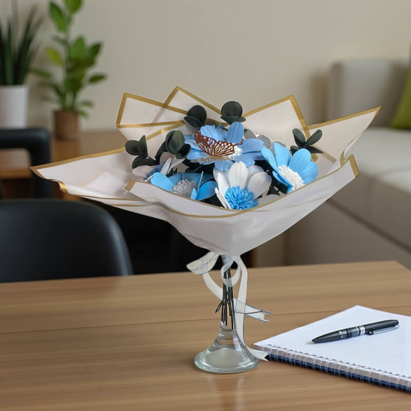 Mavi Beyaz Eva Papatya Buket