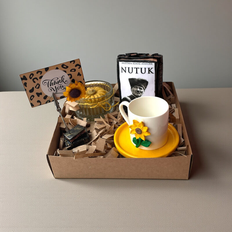Öğretmenlere Özel Nutuk Notluk Ayçiçek Fincan Mum Set