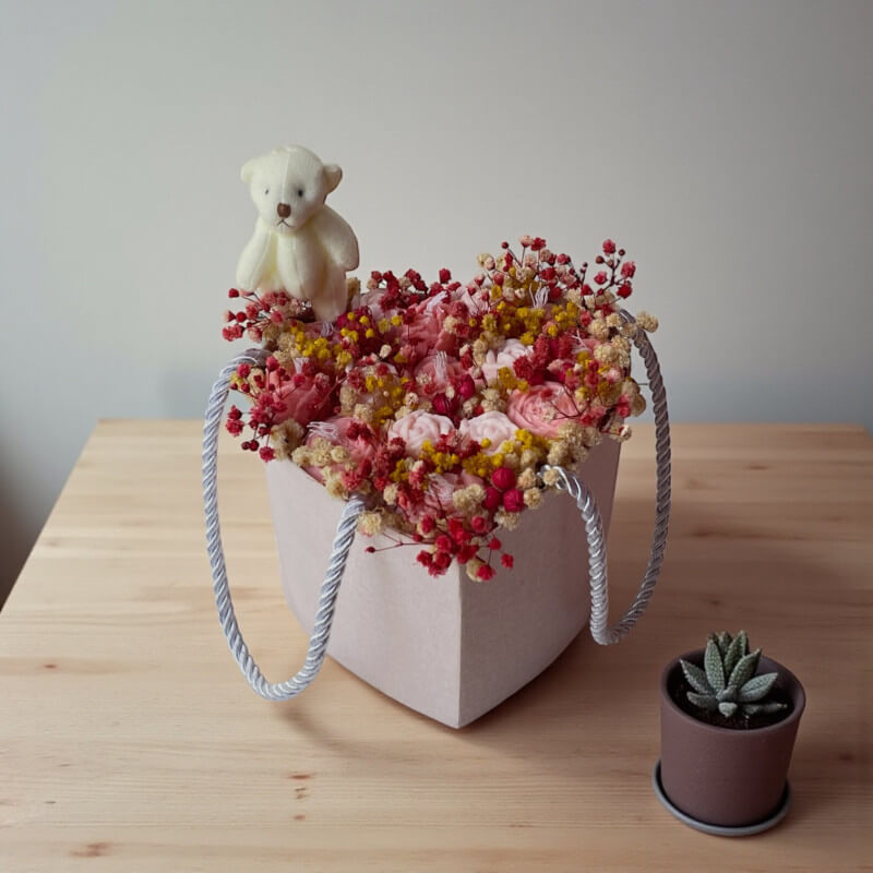 Ayıcıklı Çantalı Soya Gül Mum Buket